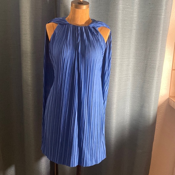 Zara Dresses & Skirts - Zara blue dress size small